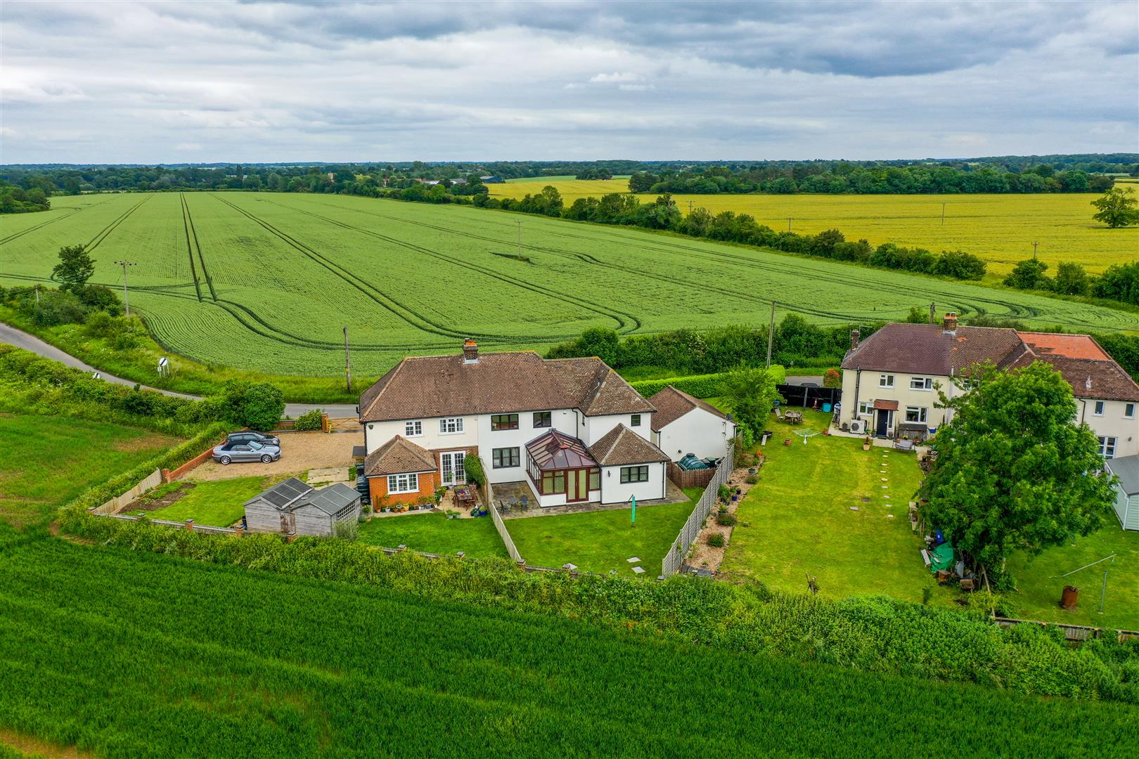 The Green, Matching Tye Prestige & Village